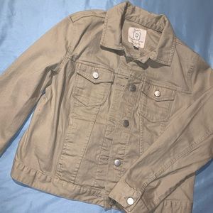 ✨ NWOT Super Cute Tan Jean Jacket ✨